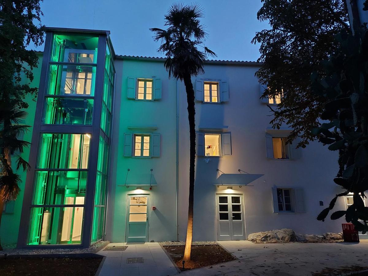 Hotel Villa Elisabeth - Veli Losinj Health Resort Buitenkant foto